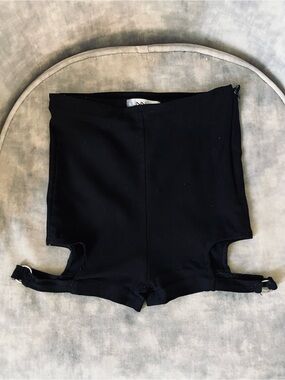 SUNNY Black High-Waist Cut-Out Garter Safety Shorts S/M
